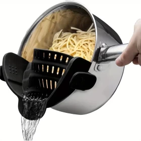 Kitchen Snap N Strain Pot Strainer