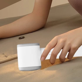 Portable Mini Usb Rechargeable Lint Remover For Clothes